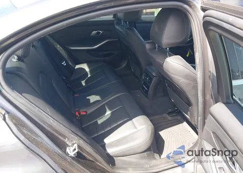 2021 BMW 3 Series 330E z USA, uszkodzony, nr VIN 3MW5P7J03M8B58527